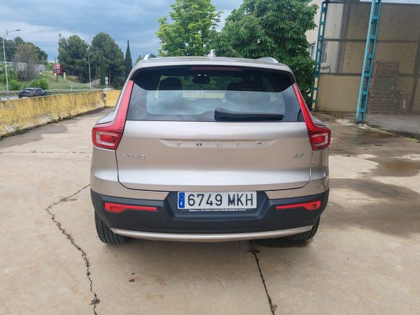 2ecc39ed-2d70-433f-80db-294a3b03ac7e